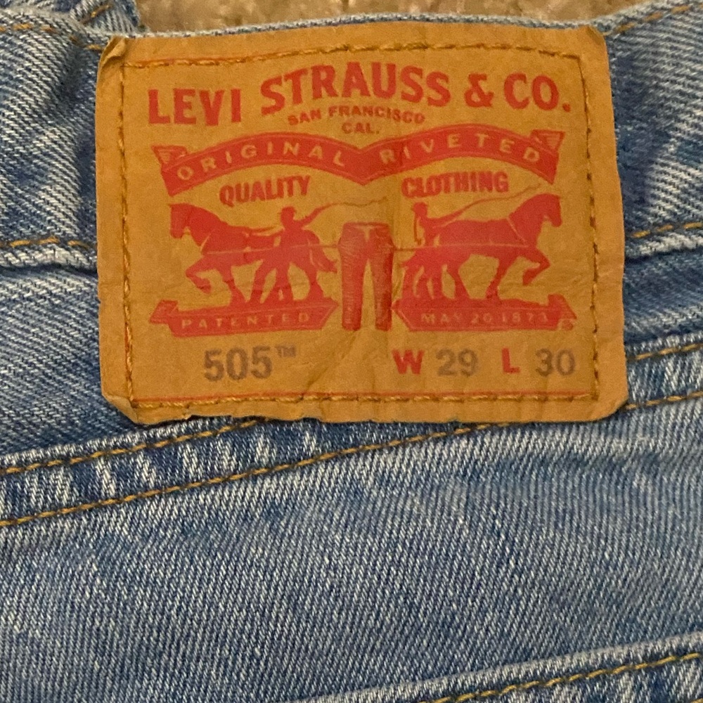 LEVIS JEANS - Picture 3 of 3